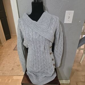 Women's Gray Cable Knit Sweater